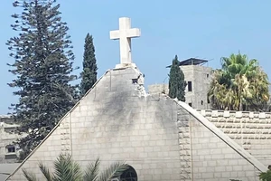 Ông Trump gọi điện ông Netanyahu sau vụ Israel pháo kích trúng nhà thờ ở Gaza