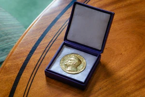 Nhìn lại mùa giải Nobel 2025