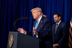 Thượng viện Mỹ muốn ngăn ông Trump hành động ở Venezuela, liệu có dễ?