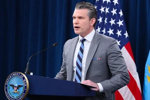 Ông Hegseth có phát ngôn gay gắt với châu Âu và châu Á về eo biển Hormuz