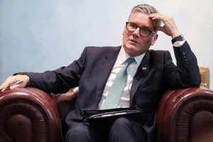 Thế khó của Thủ tướng Anh Starmer