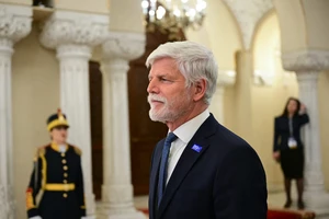 Tổng thống Czech kiện chính phủ, liên quan quyền tham dự hội nghị thượng đỉnh NATO