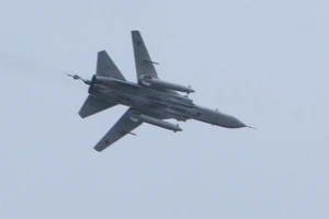 Nga phủ nhận cáo buộc chiến đấu cơ 'khiêu khích' tàu chiến Canada