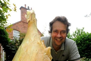 Vừa xuất hiện 'siêu củ hành' của thế giới