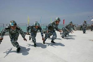 Philippines lo sợ Trung Quốc lập vùng phòng không tại Biển Đông