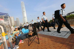 Công chức Hong Kong đi làm trở lại, quy mô biểu tình thu hẹp