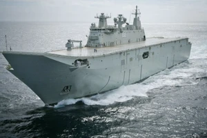 Úc nhận tàu chiến ‘khủng’ từ Tập đoàn quốc phòng Anh