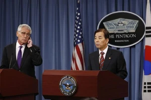 Mỹ - Hàn trì hoãn chuyển giao quyền tổng chỉ huy thời chiến