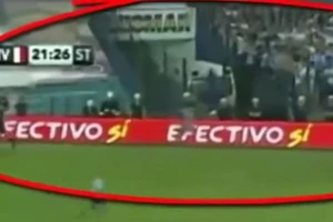 Phát hiện 'bóng ma' chạy quanh sân bóng