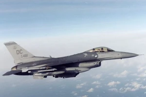 Mỹ chi đậm phát triển radar phản ứng nhanh cho F-16