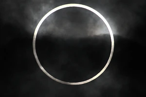 Chiêm ngưỡng siêu nhật thực duy nhất trong năm 2015