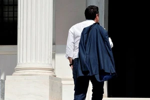 Mẹ của Thủ tướng Hy Lạp lần đầu tiên lên tiếng về con trai của mình