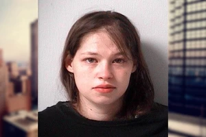 Mẹ giết 3 con trai vì chồng không quan tâm cô con gái