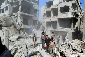 Syria không kích 'bừa bãi', hơn 100 dân thường thiệt mạng