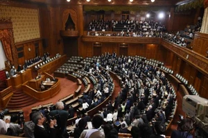 Nhật Bản chính thức thông qua dự luật an ninh mới đầy tranh cãi