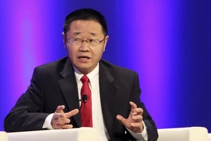 Trung Quốc cách chức trợ lý Chủ tịch Ủy ban chứng khoán 