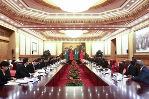 Trung Quốc xây căn cứ quân sự đầu tiên tại châu Phi