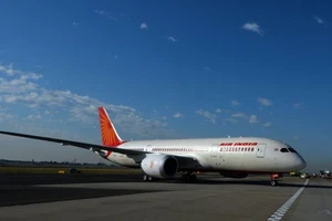 Máy bay đột ngột quay đầu vì có chuột trong khoang