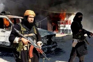 Nghi ngờ IS thử nghiệm vũ khí hóa học 