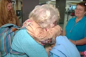 Tìm thấy con gái sau 82 năm 'biệt vô âm tín'