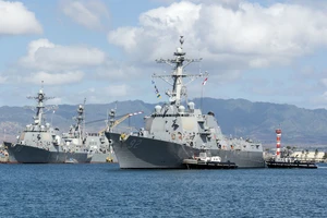 Hàn Quốc đưa tàu chiến đến Đông Nam Á tập trận ​