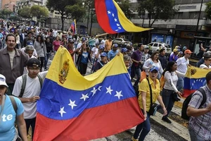 Mỹ dọa sẽ 'đáp trả thỏa đáng' Venezuela