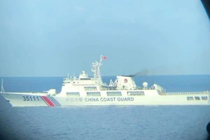 Tàu Trung Quốc ở bãi Tư Chính phạm luật quốc tế nghiêm trọng