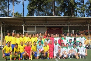 Cựu danh thủ Võ Thành Sơn trồng 'Cây mùa xuân'