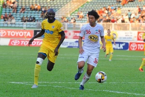 HA Gia Lai chia tay cầu thủ Nhật, đón hậu vệ Brazil