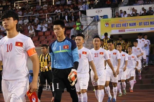 Vì sao HLV Hữu Thắng giao Công Phượng làm đội trưởng?