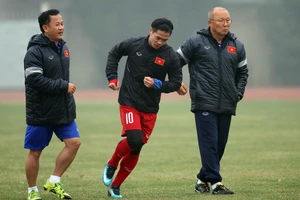 HLV Park Hang-seo chơi canh bạc hết vốn