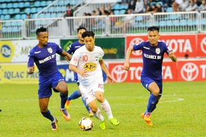 Không vô địch V-League, ở nhà nhậu sướng hơn!