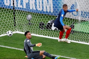 Mbappe lập kỷ lục là cầu thủ trẻ nhất ghi bàn cho tuyển Pháp 