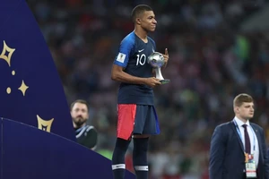 Trẻ xuất sắc nhất World Cup, Mbappe sẽ là Ronaldo tiếp theo 