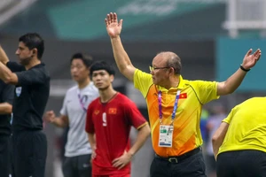 HLV Park Hang-seo xin nhận trách nhiệm sau trận thua Hàn Quốc