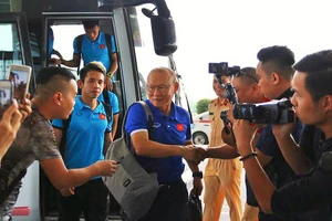 Đội tuyển Việt Nam bay gấp sang Malaysia quyết chiến chung kết