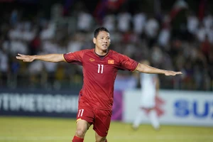 Anh Đức bênh đàn em, muốn ‘đốt lưới’ Malaysia