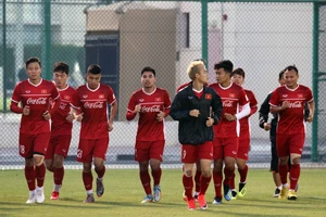 Đội tuyển VN quên đi AFF Cup, qua vòng bảng Asian Cup