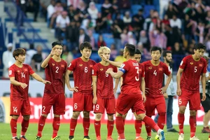 Trọng tài sai và dấu ấn VN khi vào tốp 8 đội mạnh nhất châu Á