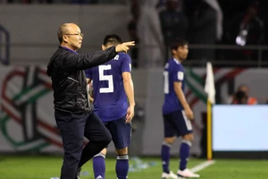 Từ chối Alexander Đặng, ông Park gặp khó ở King’s Cup