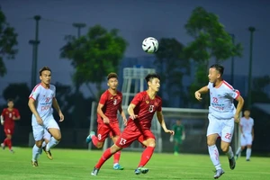 Học trò thắng 2-0, thầy Park vẫn chưa an lòng