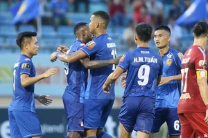 Ông Park loại một tiền đạo, gút danh sách đại chiến Thái Lan