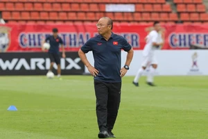 Vì sao thầy Park bực bội Thái Lan? 