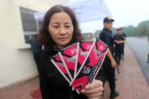 Bất ngờ giá vé xem học trò ông Park đá vòng loại World Cup