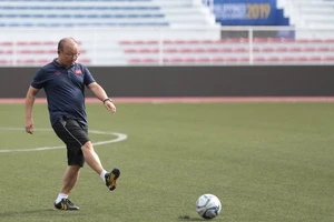 Thái Lan rơi vào thế khó trước khi gặp thầy trò ông Park