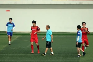 Nếu không thắng Indonesia, ông Park sẽ gặp khó với Thái Lan