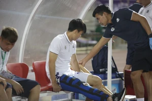 Nóng: Thầy Park mất thêm trung vệ Duy Mạnh ở trận gặp Malaysia