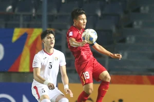 Vì sao Quang Hải không đủ sức đoạt Quả bóng vàng?