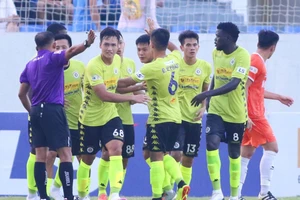 Nóng: Chính thức hoãn các trận đấu trên sân của SHB Đà Nẵng