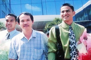 Bầu Đức trả lương tháng 600 triệu đồng cho Kiatisak